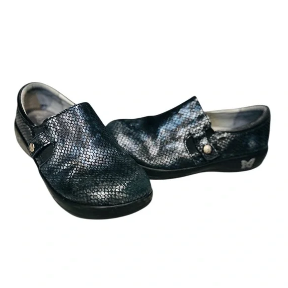 Alegria Kara Slip-On Black Blue Iridescent Leather Clogs - Picture 5 of 14